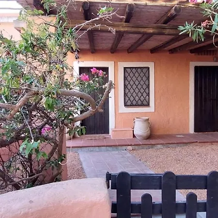 Casa Evelyn Capo Blu *